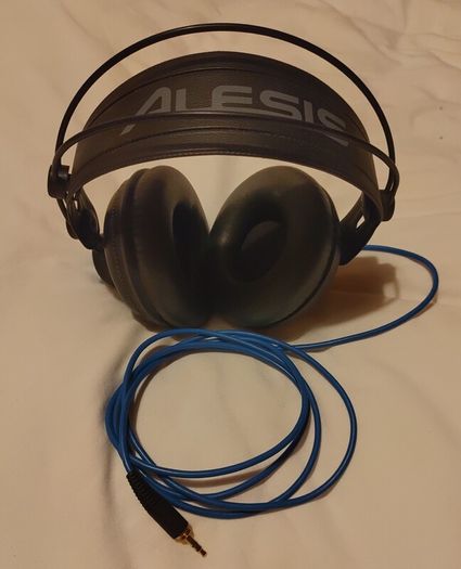 Alesis SRP100 Studio Headphones