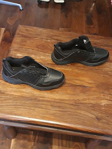 Men Trainers.  size uk10