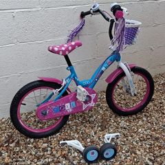 Girl's bike with stabilisers