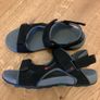 Unisex sandals, almost new Image 2