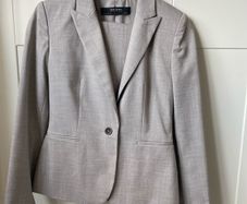 zara suit