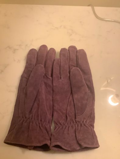 Purple/ Mauve Pig Skin Gloves