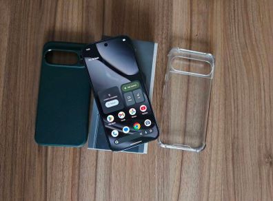 Google Pixel 10 Pro XL 256gb EU model 100% and in excellent condition