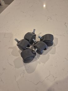 5 Herman Miller Wheels