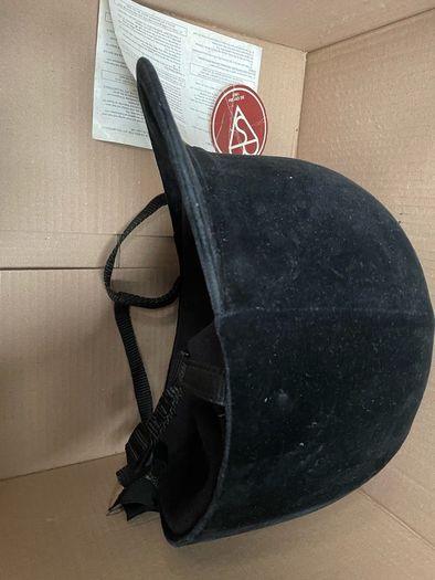 horse-riding helmet small adult
