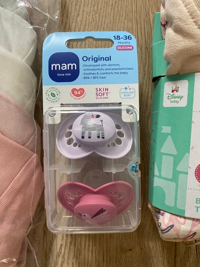 Baby girl bodysuit 5 pack soothers tracksuit