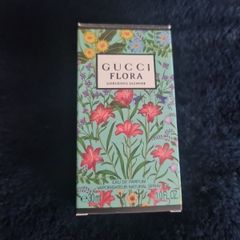 gucci  flora. 30ml