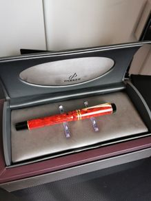Parker Duofold Fountainpen with F stub nib.