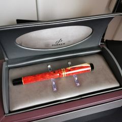 Parker Duofold Fountainpen with F stub nib.