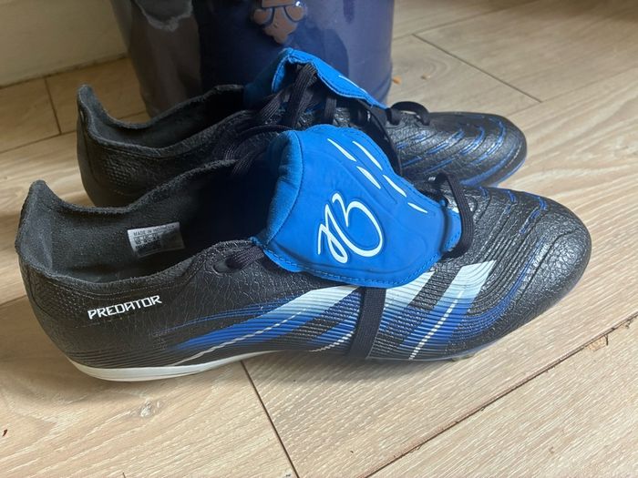 Predator men's boots Bellingham 9.5uk