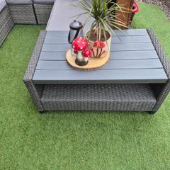 Rattan garden table like new