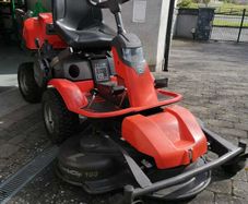Husqvarna R15T Rider