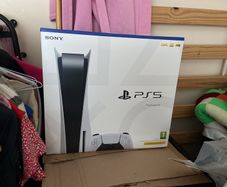PS5 PlayStation 5 Disc edition New in box