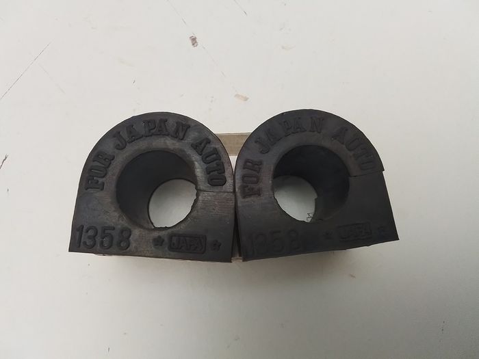 Mazda 323 Anti Roll Bar Bushes.
