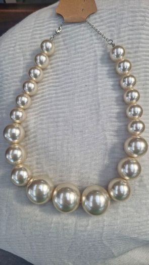 Gorgeous pearl necklace