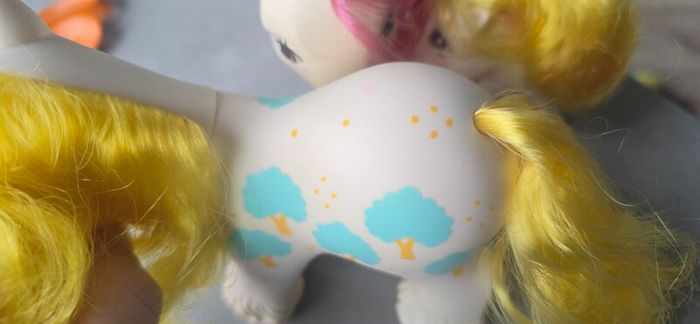 Apple Delight Family Loving Families  Daddy Mammy Sister Daughter HK Hong Kong Version MLP G1 My Little Pony