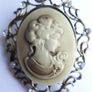 Vintage Cameo Brooch Image 2
