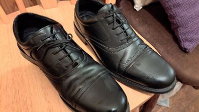 mens back suit shoes uk10