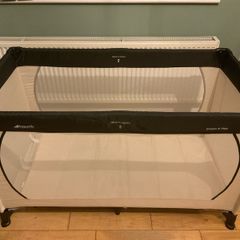 travel cot - excellent condition