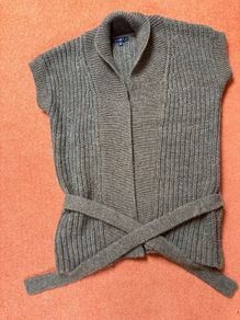 GAP 3/4 length sleeveless cardigan with belt