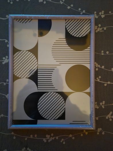 2 Sets of Brand New Photo Frames