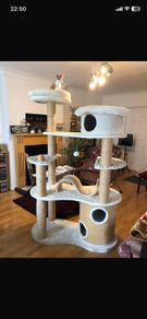 Cat tree