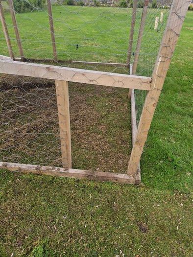 Wooden Chicken Run / Outdoor Enclosure (approx. 7.5ft x 7.5ft)