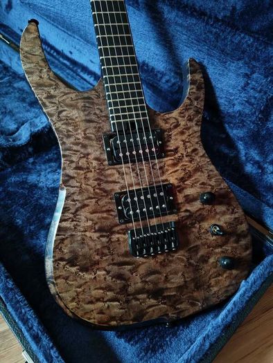 Hufschmid Tantalum Custom Masterbuilt Guitar w / Sidewynder Pickups (Delivery available)