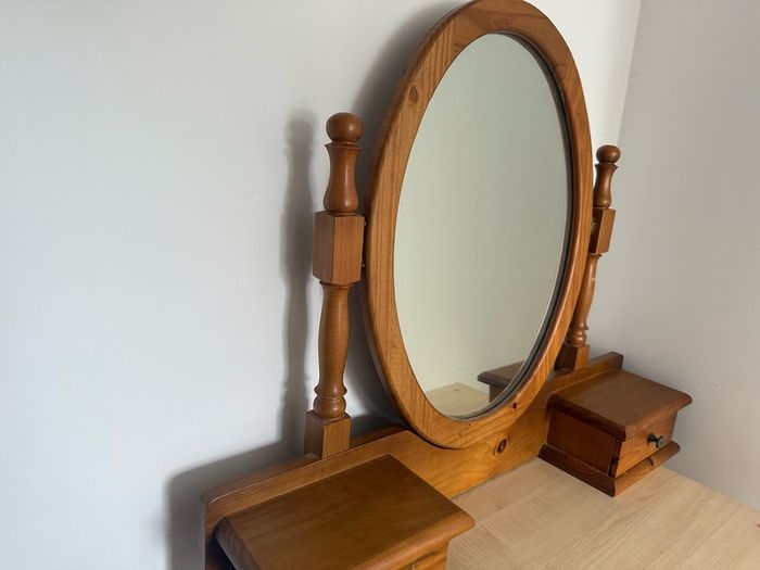 Table Top Mirror with mini drawers