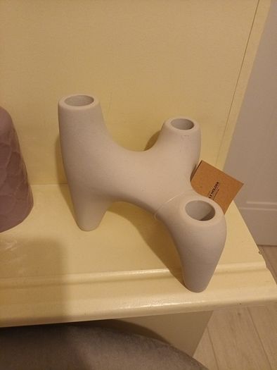 Cream ceramic 3 candle holder