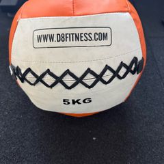 D8 Fitness Wall Ball