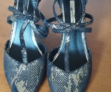 DOROTHY PERKINS heeled shoes for parties and celebrations.