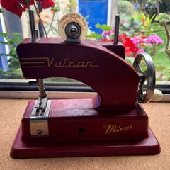 Vulcan Minor Sewing Machine Toy