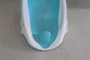 Baby bath insert