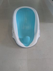 Baby bath insert