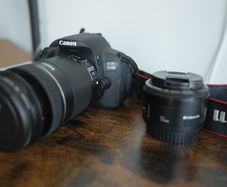 Canon 700D