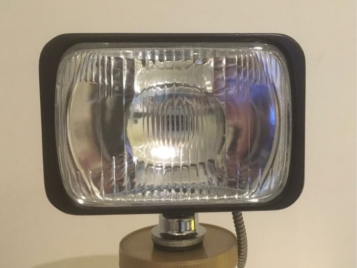 Spot lamp