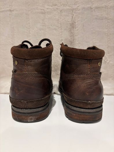 Caterpillar brown leather boots - good condition