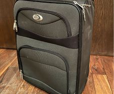 Oceanic suitcase