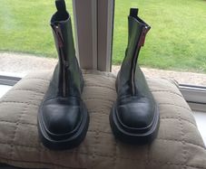 Zara chunky zip front boot black