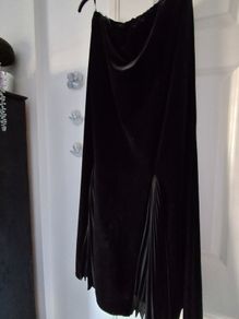 Ladies velvet skirt