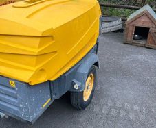 Air compressor