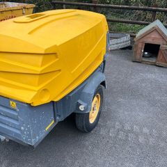 Air compressor