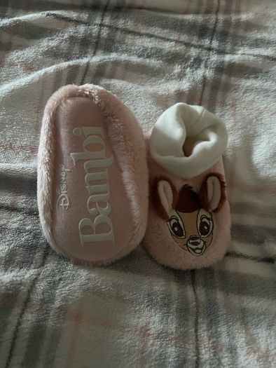 Girls shoes 6/9 mths