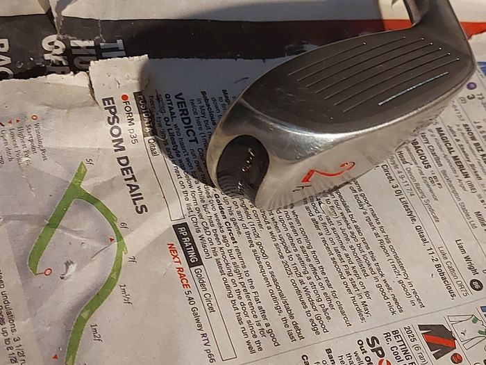 BEN HOGAN Edge 2 Iron Golf Club in very good condition