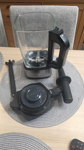 Ninja 1000W Food Blender & Soup Mak Black