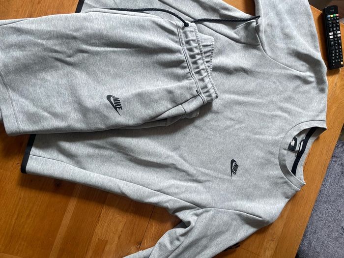 nike tracksuit