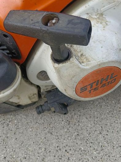 Stihl TS - 410 consaw with 12" inch diamond disc in excellent working condition, which starts half pull. Just had a full service.