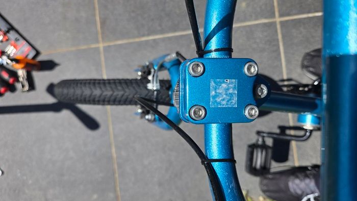 Apollo Roxie Kids 16 inch BMX Bike