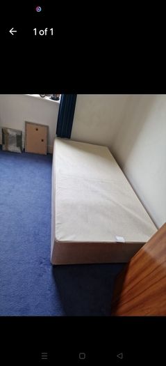 Single bed base